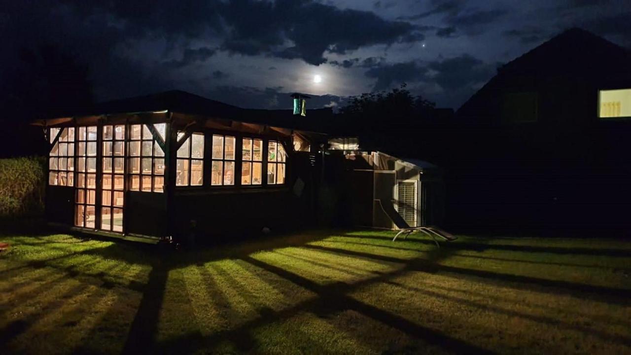 ヴェセンベルクFerienhaus Mit 2 Fewo In Mecklenburgアパートメント エクステリア 写真
