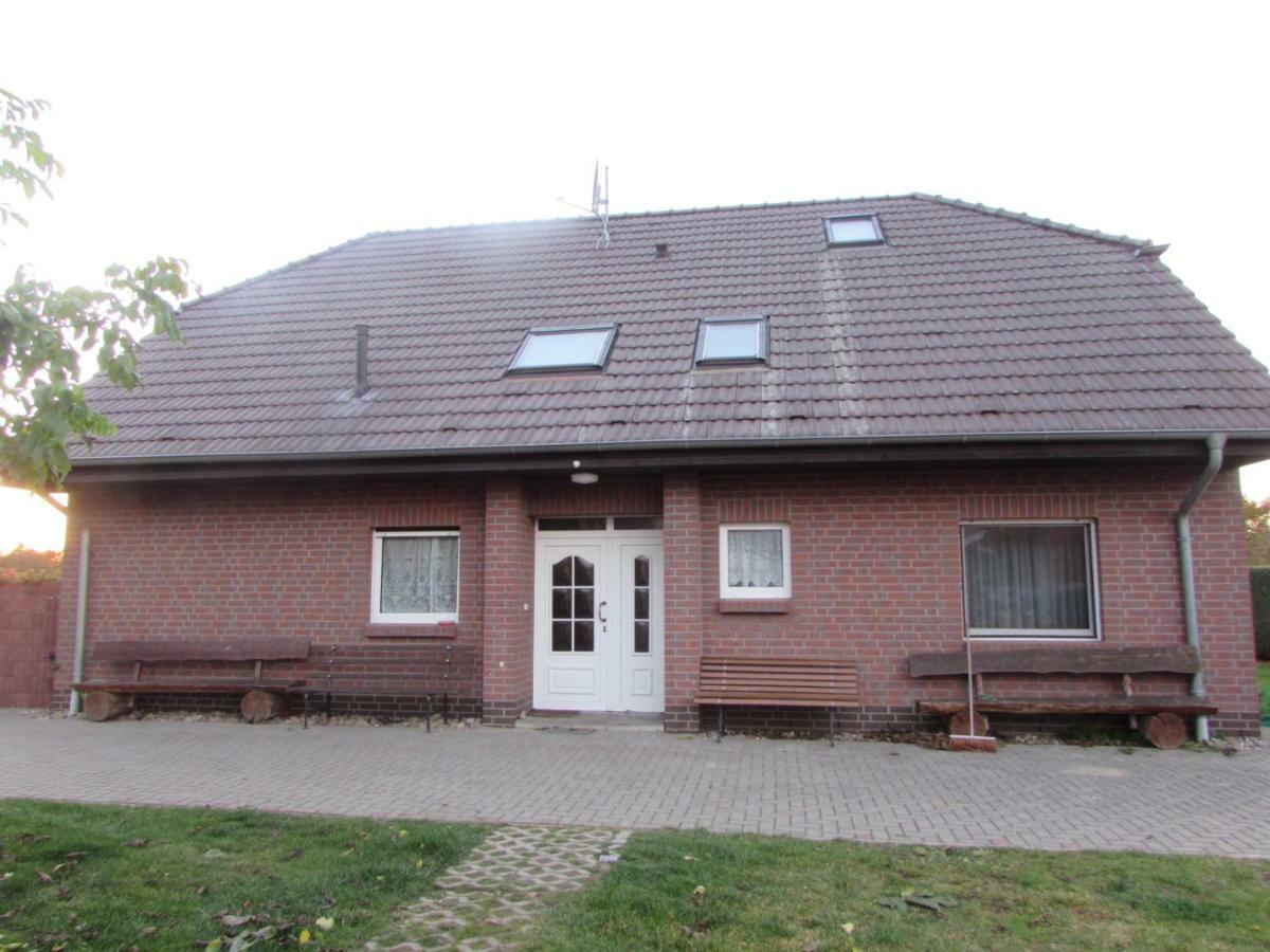ヴェセンベルクFerienhaus Mit 2 Fewo In Mecklenburgアパートメント エクステリア 写真
