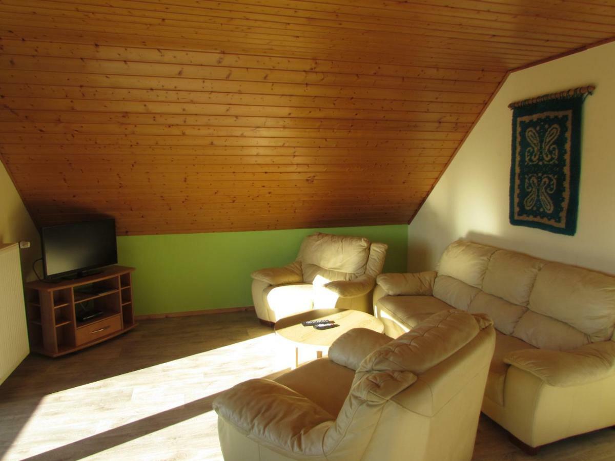 ヴェセンベルクFerienhaus Mit 2 Fewo In Mecklenburgアパートメント エクステリア 写真